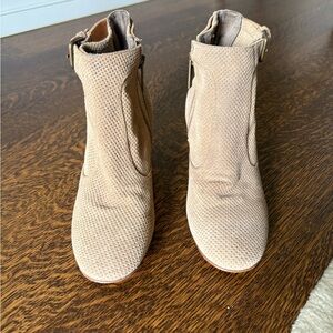 Women's Beige Ankle Boots